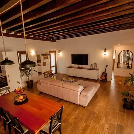 Holiday home Jardin Del Norte Galdar